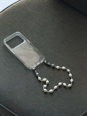 Ossa Clear Phone Case with White Pearl Bead Strap